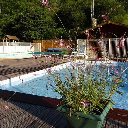 Camping Le Rey Louvie Juzon Экстерьер фото