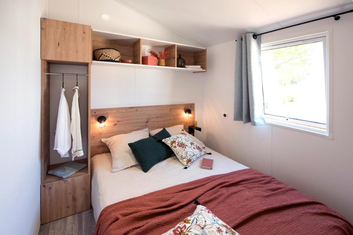Camping Le Rey Louvie Juzon Экстерьер фото