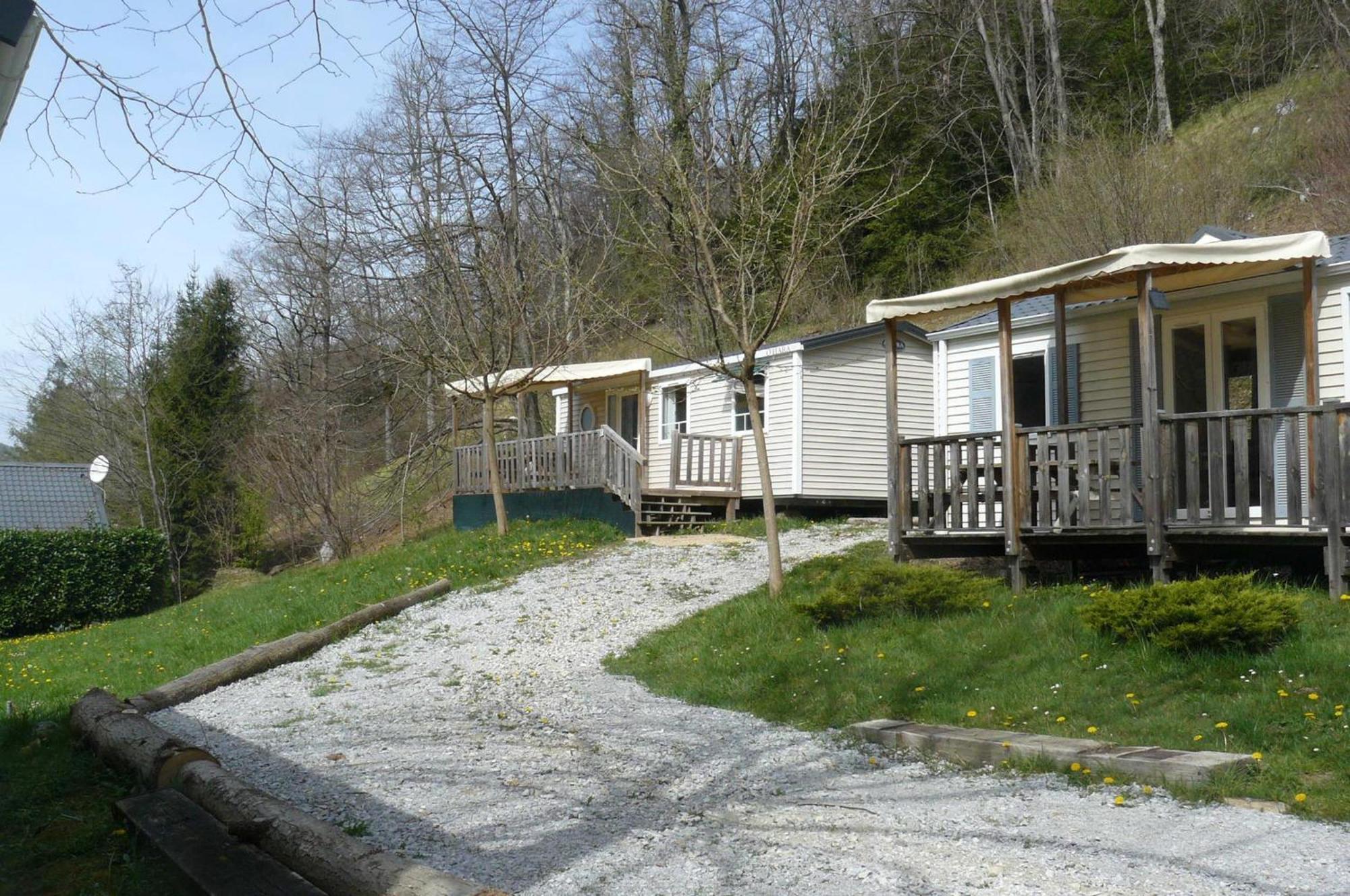 Camping Le Rey Louvie Juzon Номер фото