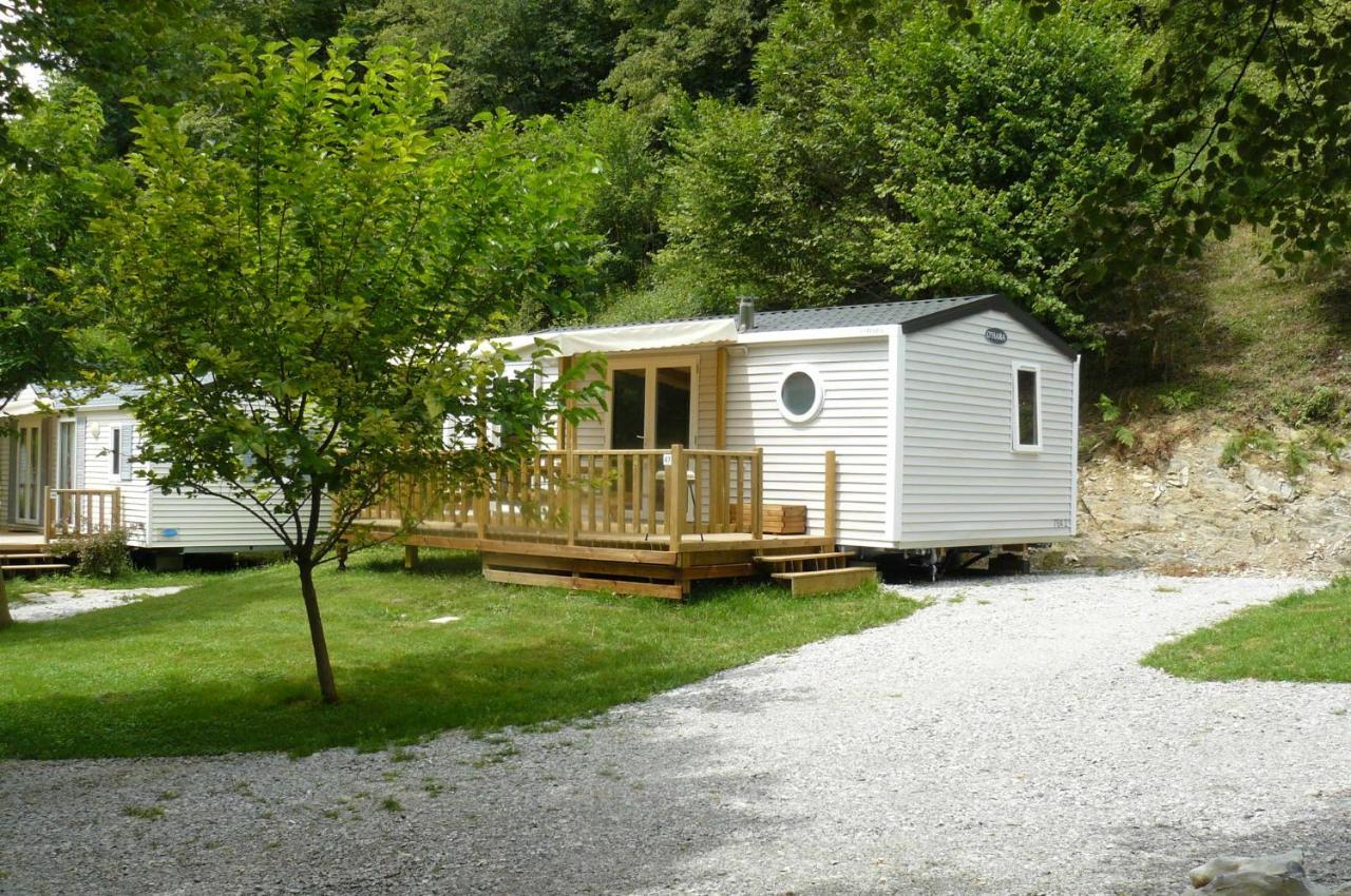 Camping Le Rey Louvie Juzon Экстерьер фото