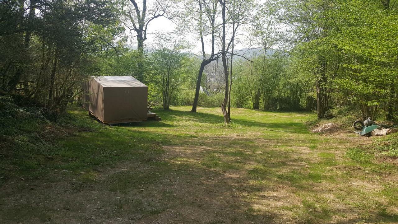 Camping Le Rey Louvie Juzon Экстерьер фото