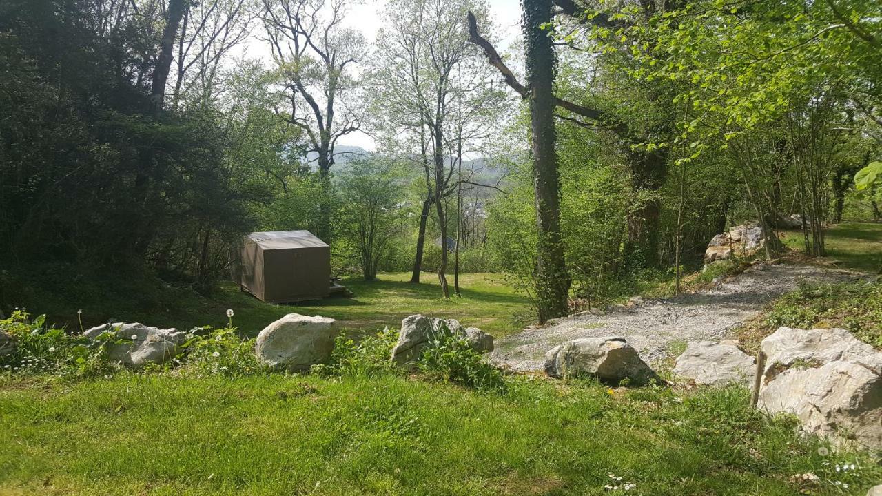 Camping Le Rey Louvie Juzon Экстерьер фото